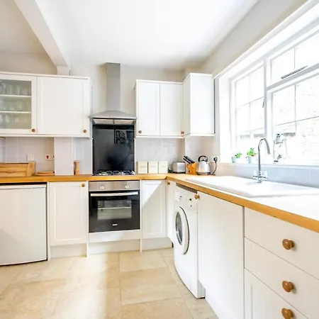 6 Monkbar Court Daire